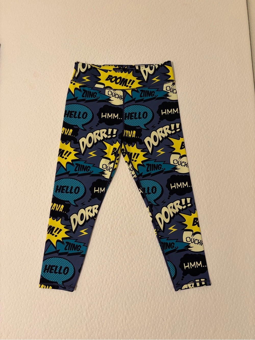 Constantly Varied Gear CVG Comic Print Capri Leggings Medium